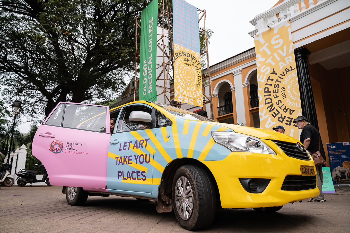 Photo of a Toyota Innova with SAF 2019 branding